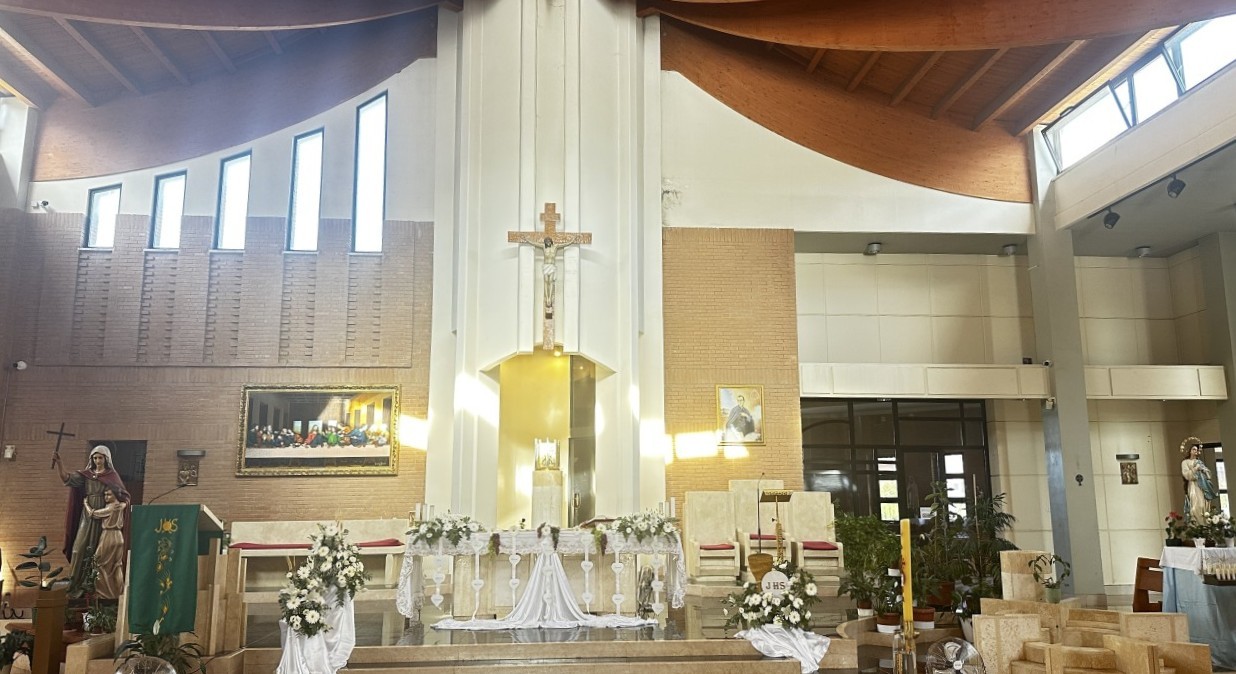 chiesa interno